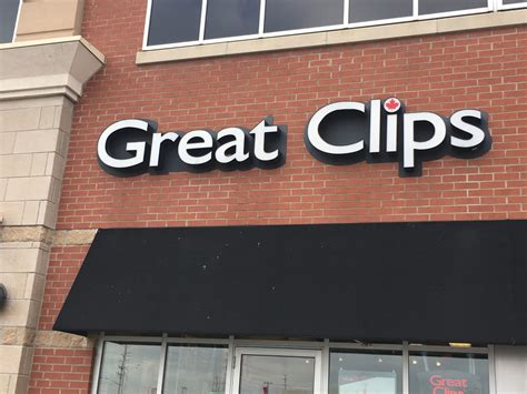 MN . . Great clips close to me